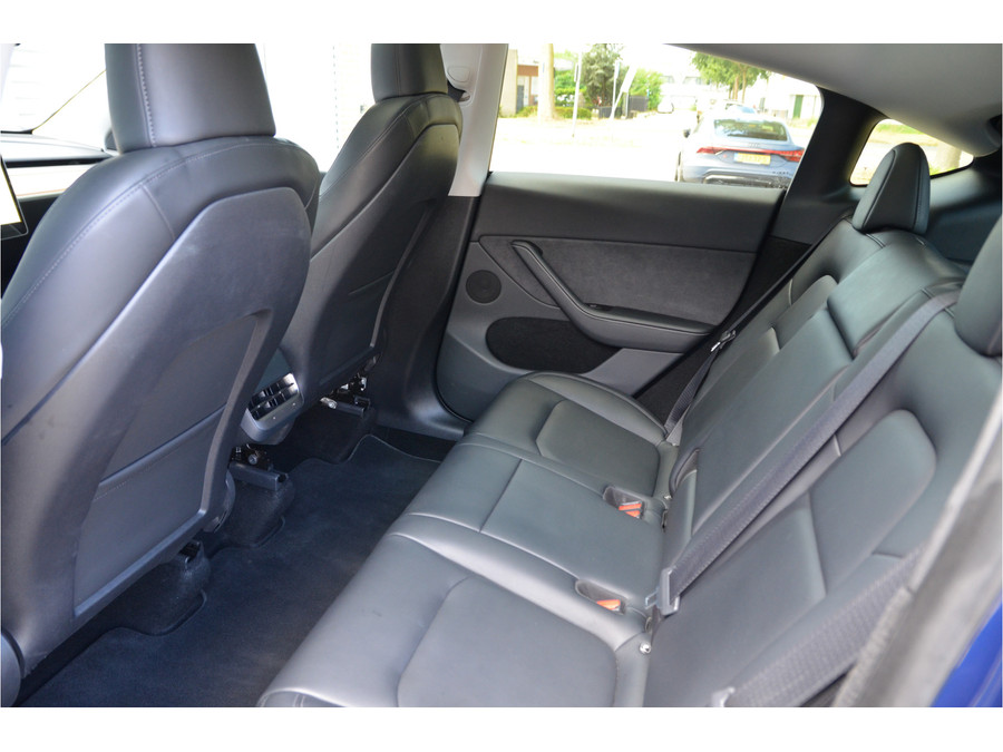 Tesla Model Y Long Range RWD 75 kWh
