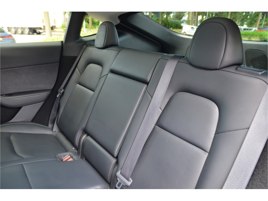Tesla Model Y Long Range RWD 75 kWh