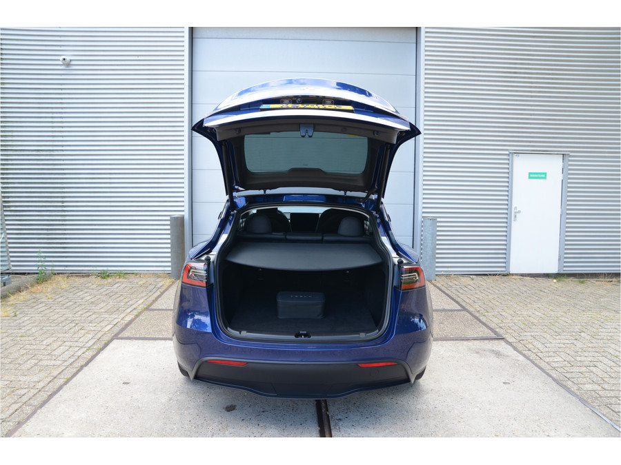 Tesla Model Y Long Range RWD 75 kWh