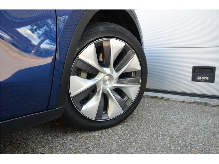 Tesla Model Y Long Range RWD 75 kWh