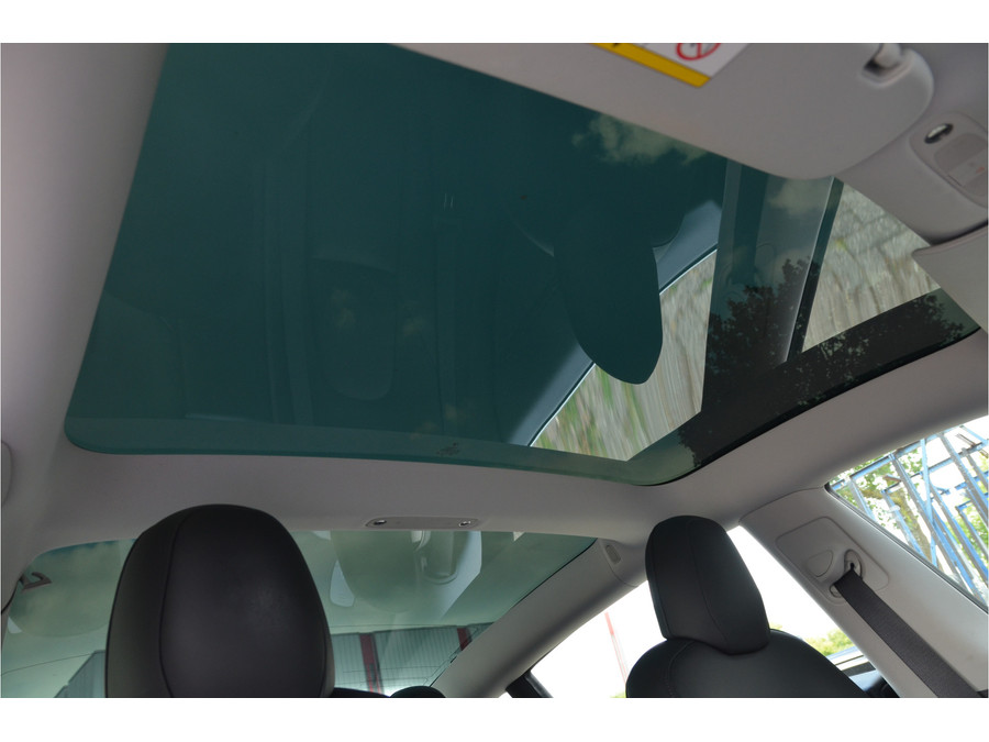 Tesla Model 3 Standard RWD Plus 60 kWh