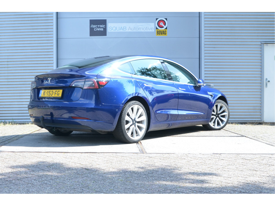 Tesla Model 3 Standard RWD Plus 60 kWh