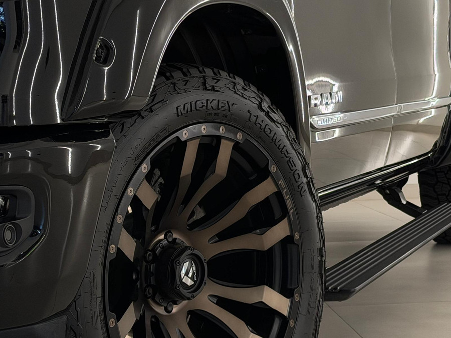Dodge RAM 1500 5.7 V8 LIMITED 10TH ANNIVERSARY EDITION Widebody