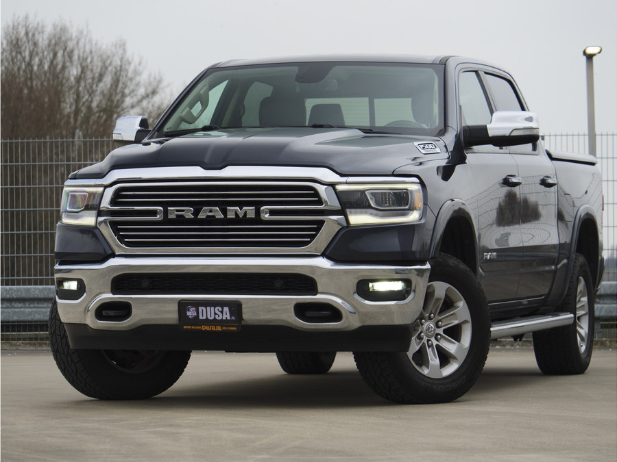 Dodge RAM | 1500 | Laramie | 5.7 HEMI V8 | 4x4 | Crew Cab