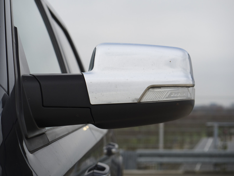 Dodge RAM | 1500 | Laramie | 5.7 HEMI V8 | 4x4 | Crew Cab