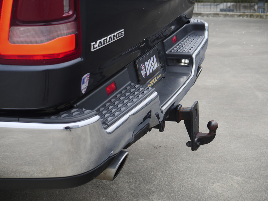 Dodge RAM | 1500 | Laramie | 5.7 HEMI V8 | 4x4 | Crew Cab