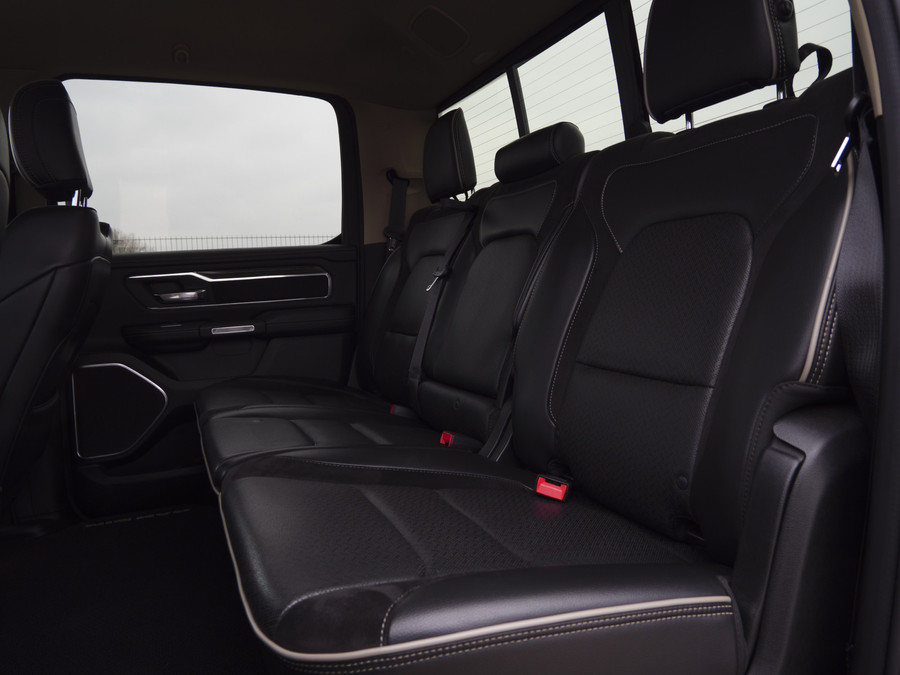 Dodge RAM | 1500 | Laramie | 5.7 HEMI V8 | 4x4 | Crew Cab