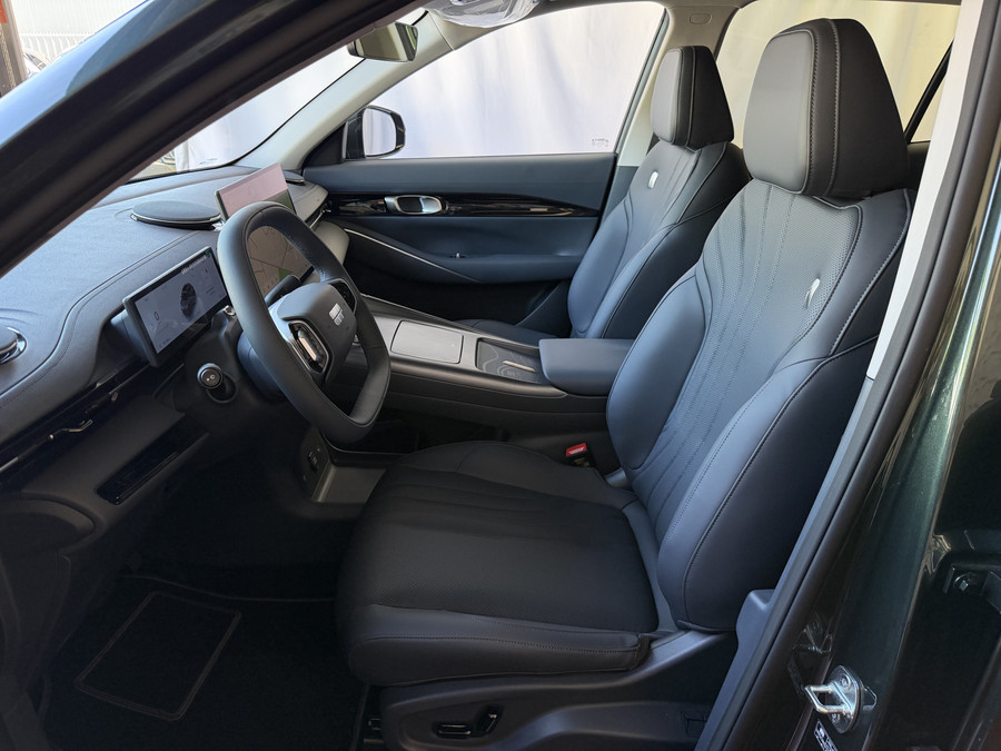 Geely E5 Pro+ 68KW | Geventileerde & Verwarmde Stoelen | Moss Green | Warmtepomp | 360° Camera | 475 km WLTP