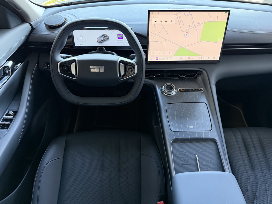 Geely E5 Pro+ 68KW | Geventileerde & Verwarmde Stoelen | Moss Green | Warmtepomp | 360° Camera | 475 km WLTP