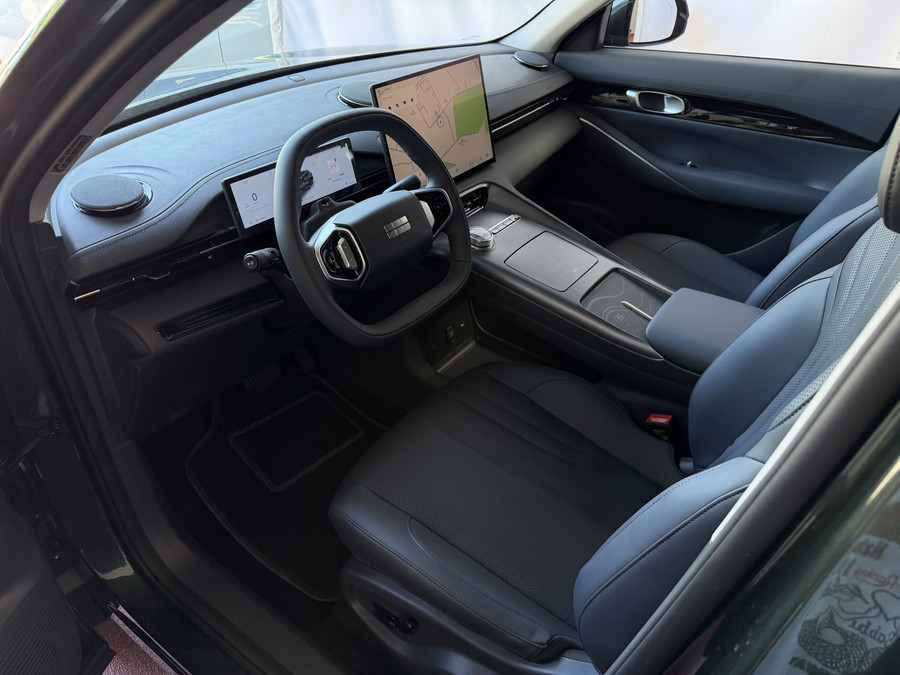 Geely E5 Pro+ 68KW | Geventileerde & Verwarmde Stoelen | Moss Green | Warmtepomp | 360° Camera | 475 km WLTP