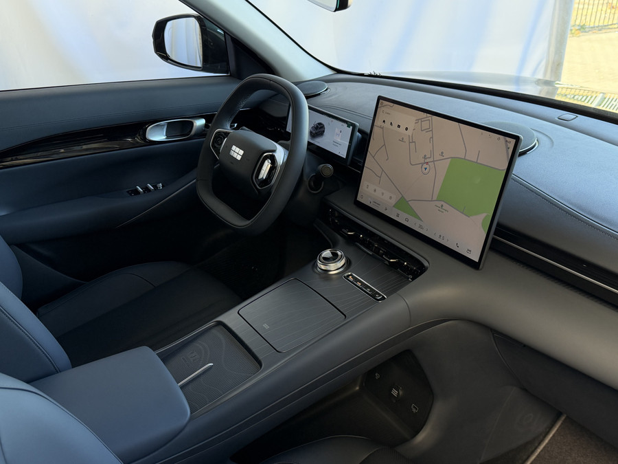 Geely E5 Pro+ 68KW | Geventileerde & Verwarmde Stoelen | Moss Green | Warmtepomp | 360° Camera | 475 km WLTP