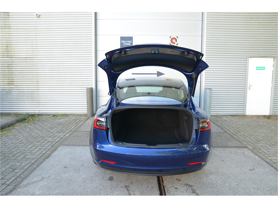 Tesla Model 3 Long Range AWD 75 kWh