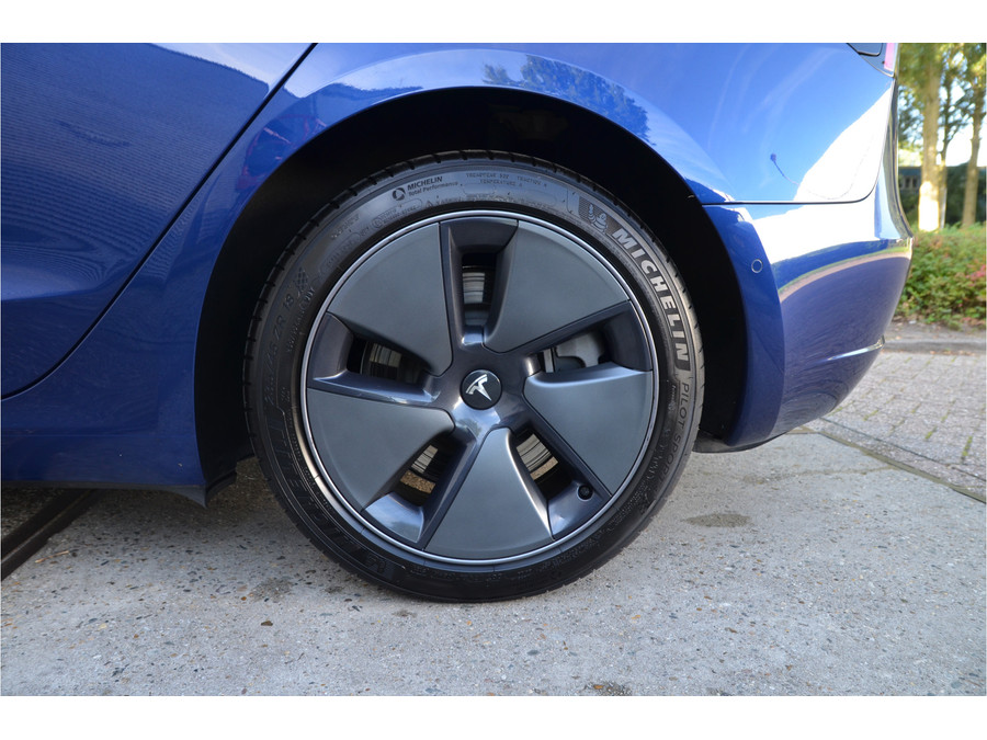 Tesla Model 3 Long Range AWD 75 kWh