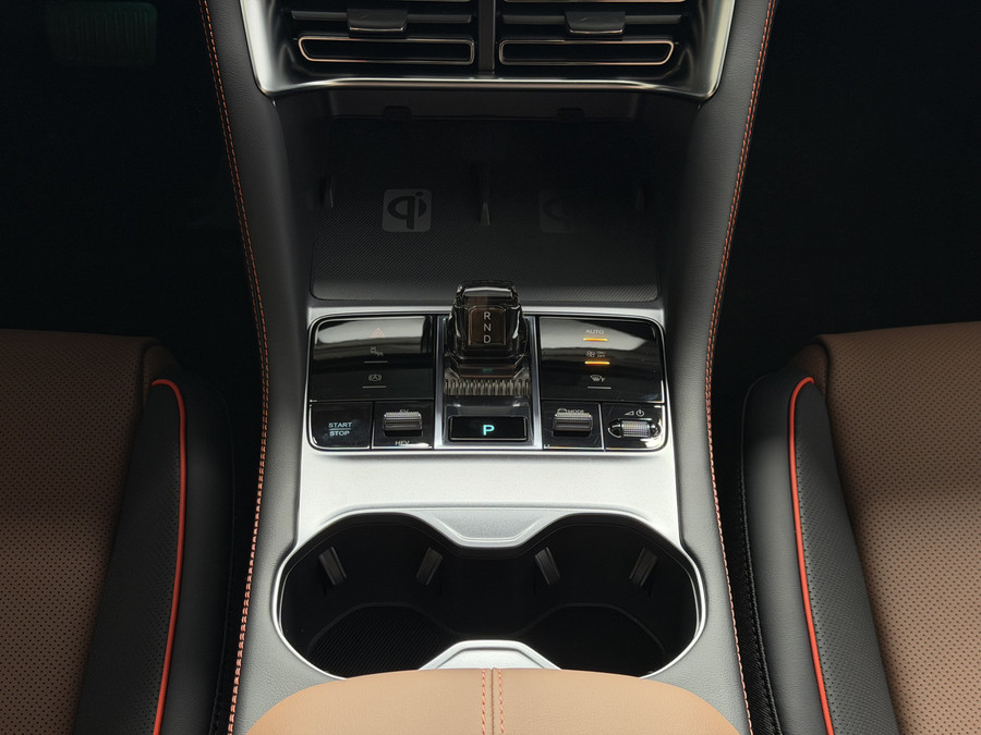 BYD SEAL U 1.5 T DM-i AWD 324PK DESIGN BRUIN LEER Pano Dak Head‑Up 360° Camera Stoel‑/Stuurverwarming Stoelvent