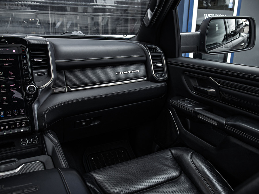 Dodge Ram 1500 Limited