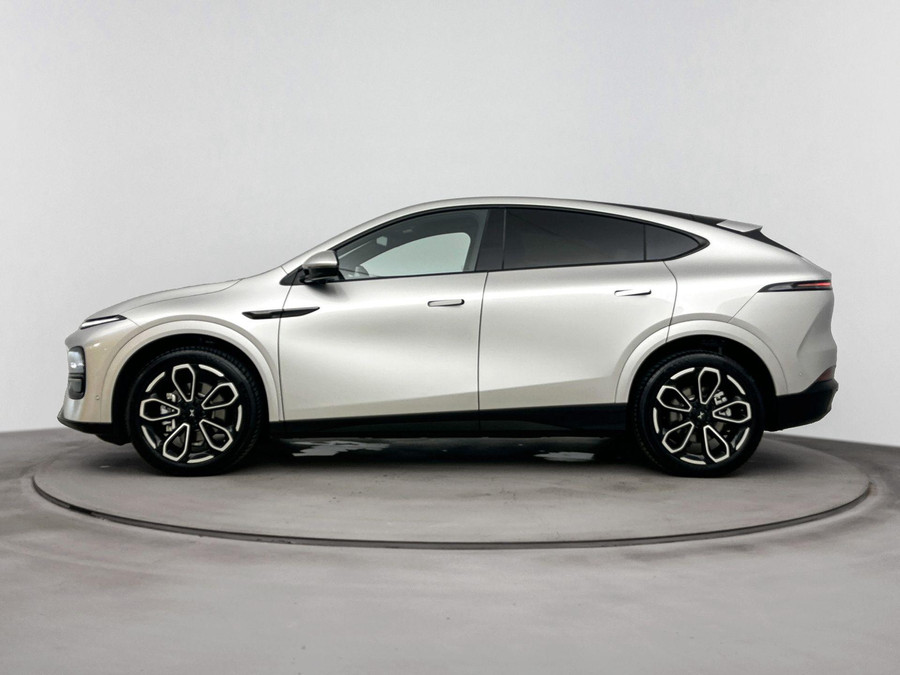 XPENG G6 RWD Long Range 80.8 kWh