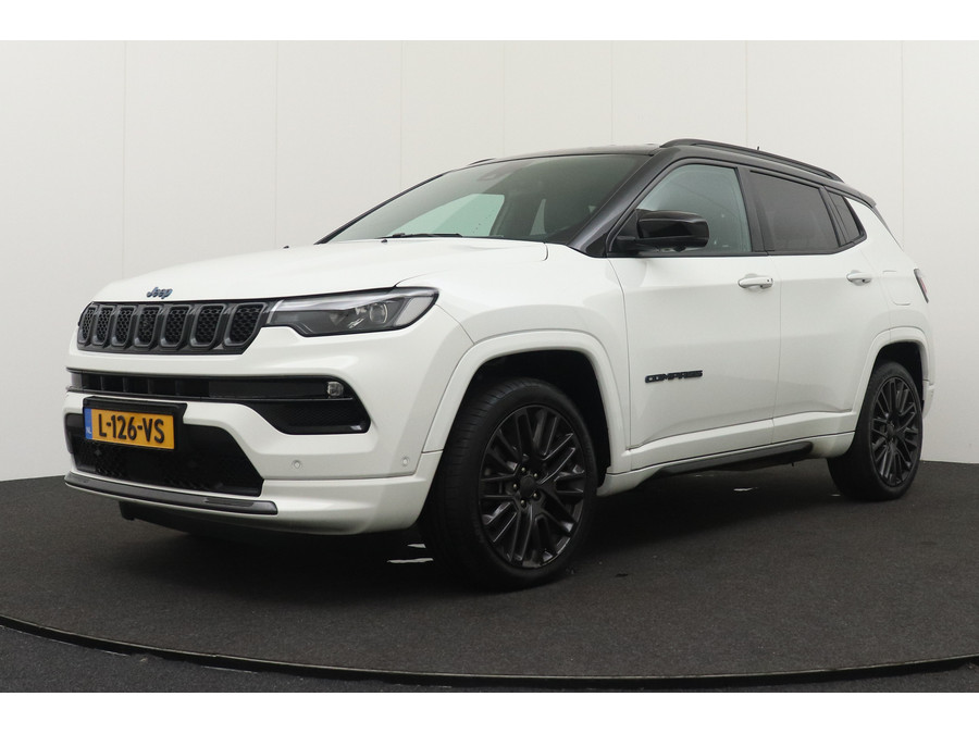 Jeep Compass 4xe 240 PK PHEV Sport