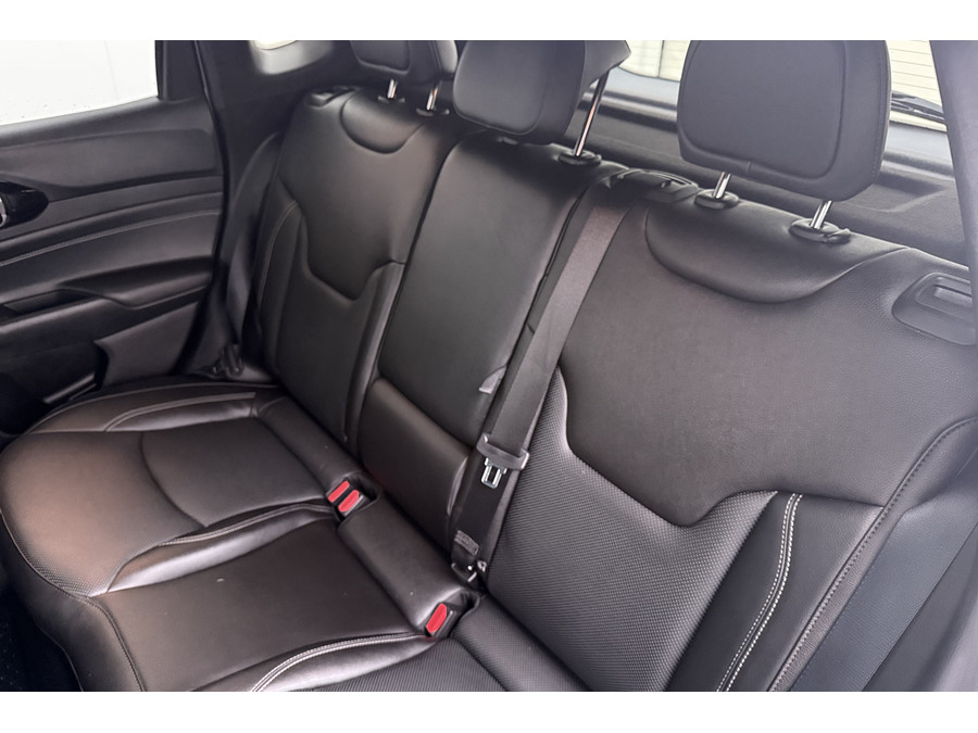 Jeep Compass 4xe 240 PK PHEV Sport