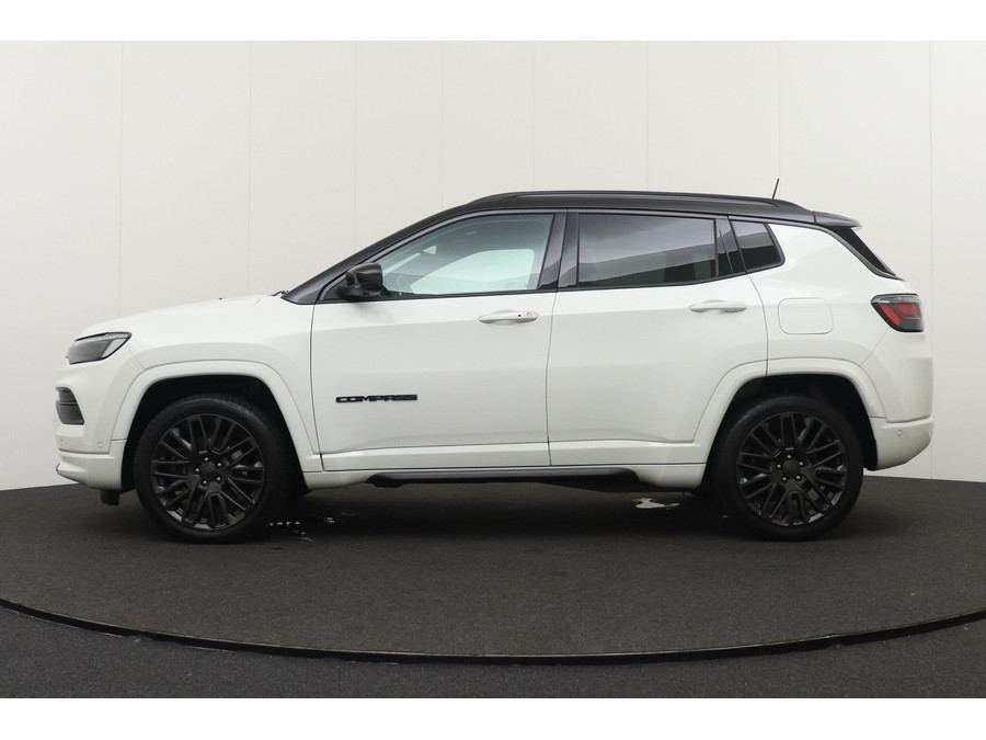 Jeep Compass 4xe 240 PK PHEV Sport