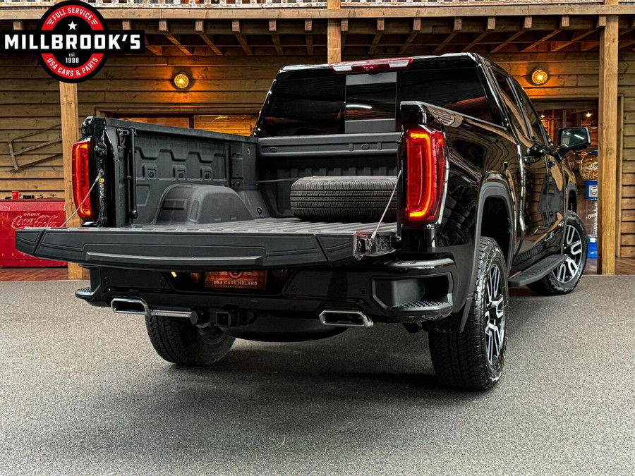 GMC Sierra AT4 6.2 V8