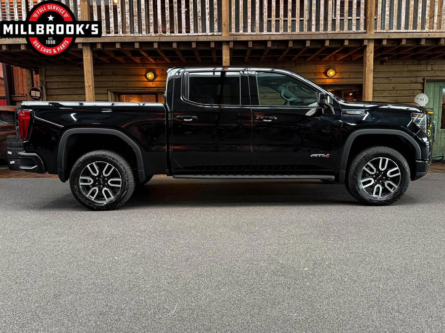GMC Sierra AT4 6.2 V8