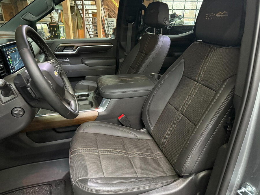 Chevrolet Silverado High Country Black Edition,