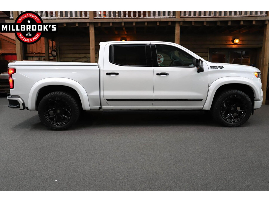Chevrolet Silverado High Country Black Edition,