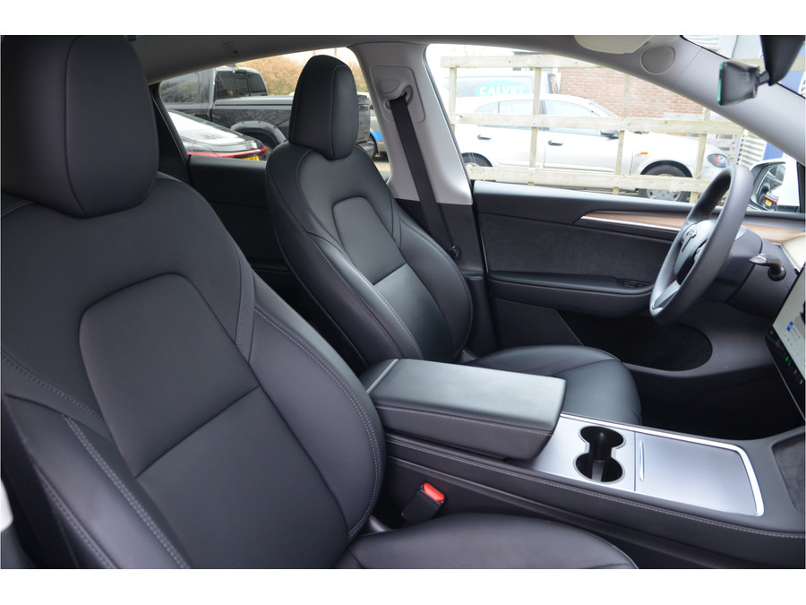 Tesla Model Y RWD 58 kWh