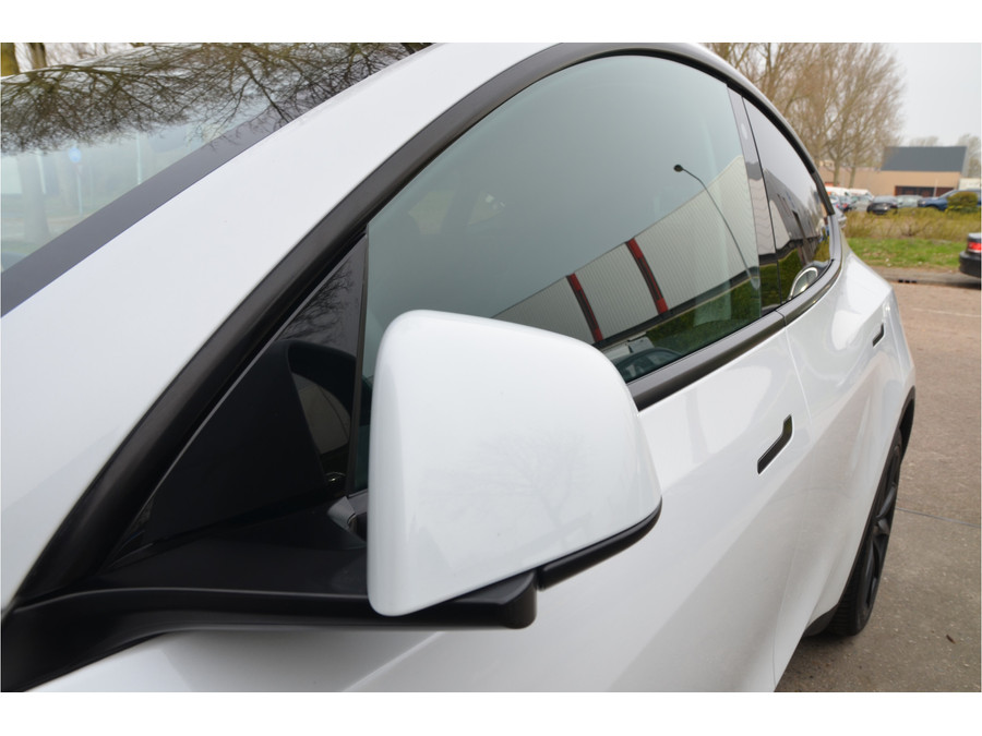 Tesla Model Y RWD 58 kWh