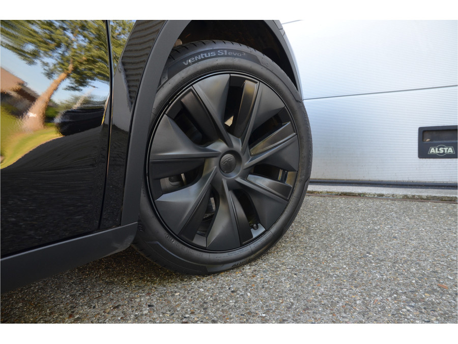 Tesla Model Y RWD 58 kWh