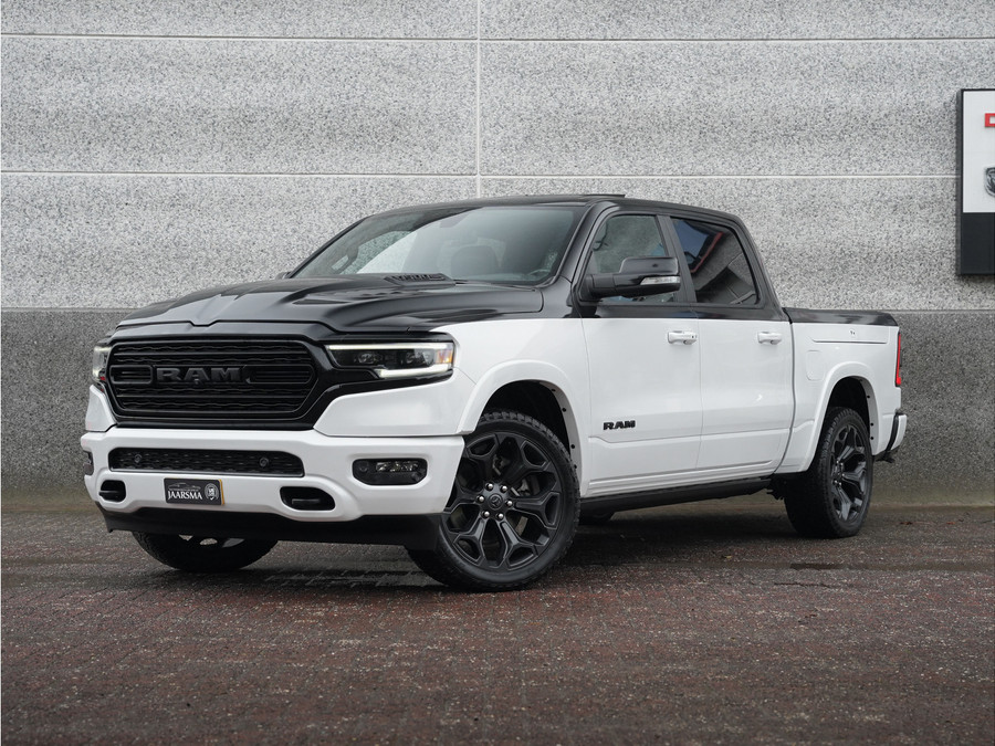 Dodge RAM 1500 5.7 V8 4x4 Crew Cab Limited Night