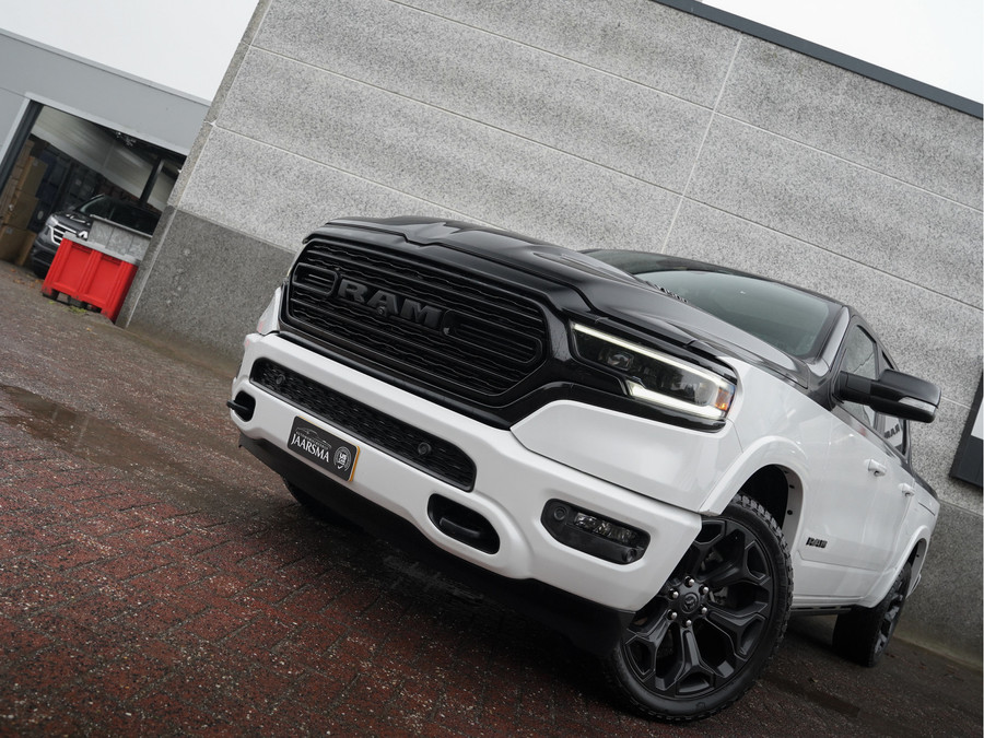 Dodge RAM 1500 5.7 V8 4x4 Crew Cab Limited Night