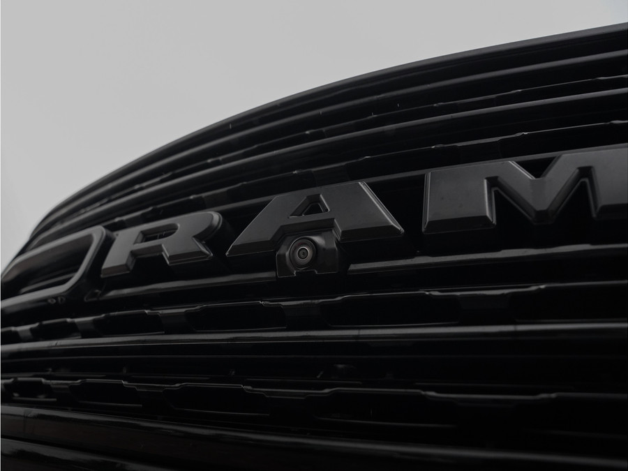 Dodge RAM 1500 5.7 V8 4x4 Crew Cab Limited Night