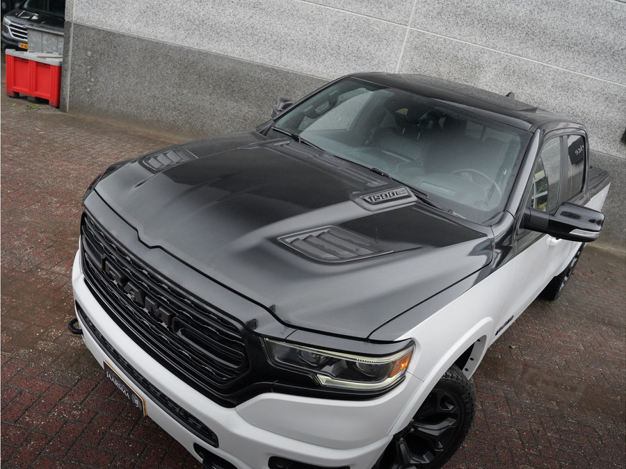 Dodge RAM 1500 5.7 V8 4x4 Crew Cab Limited Night