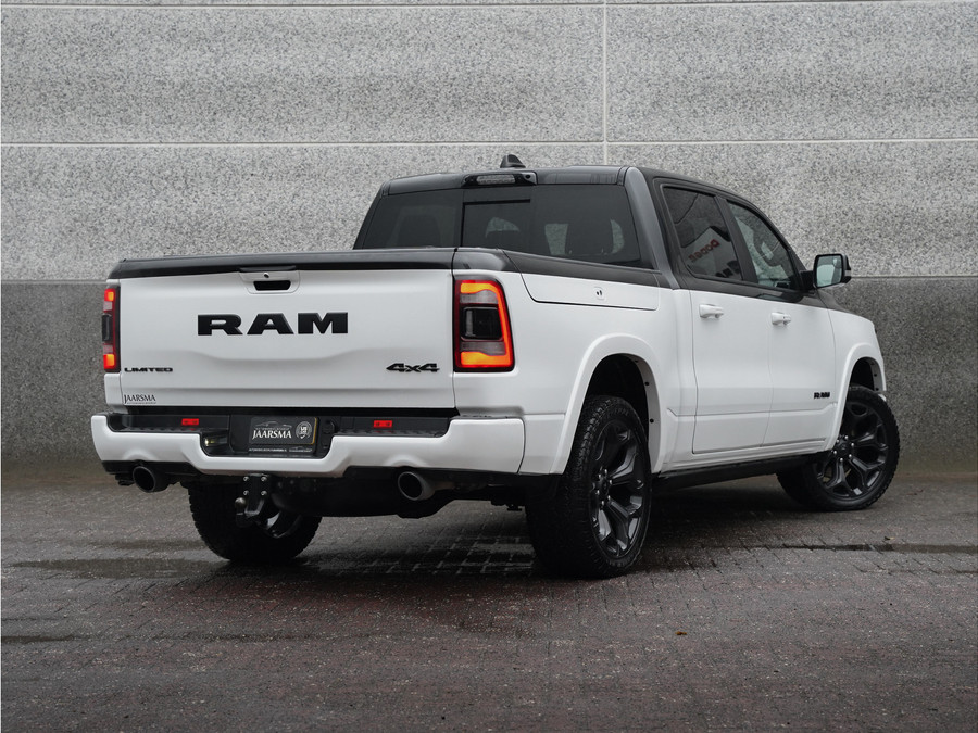 Dodge RAM 1500 5.7 V8 4x4 Crew Cab Limited Night