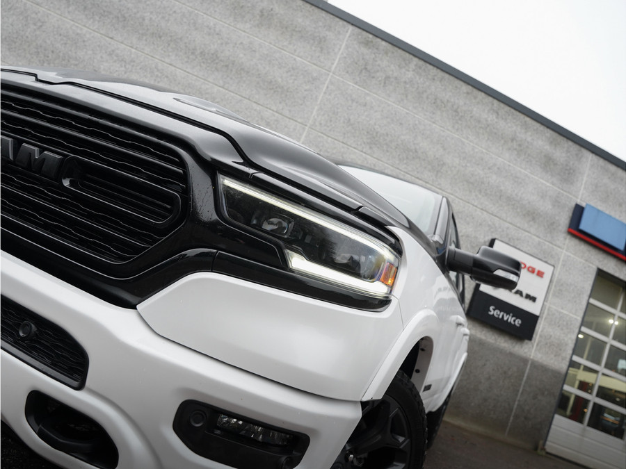 Dodge RAM 1500 5.7 V8 4x4 Crew Cab Limited Night