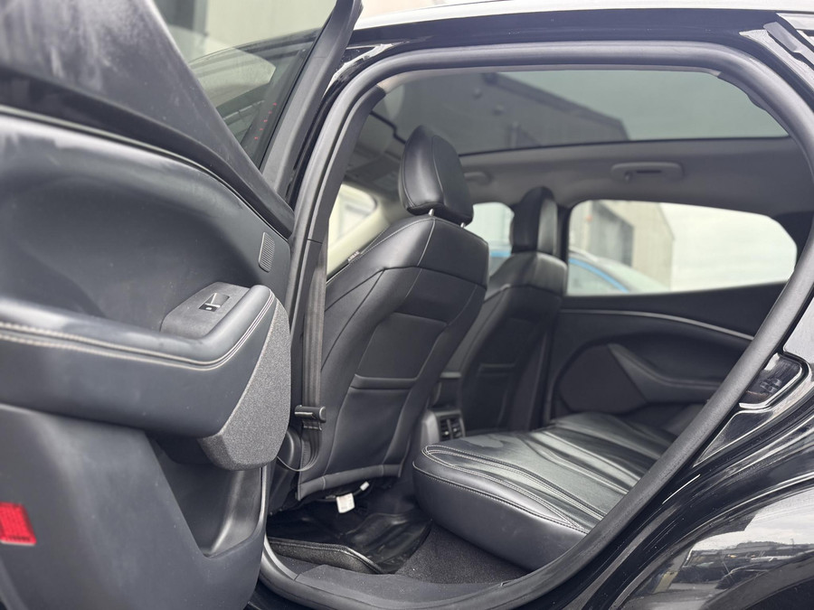 Ford Mustang Mach-E Extended AWD 98 kWh