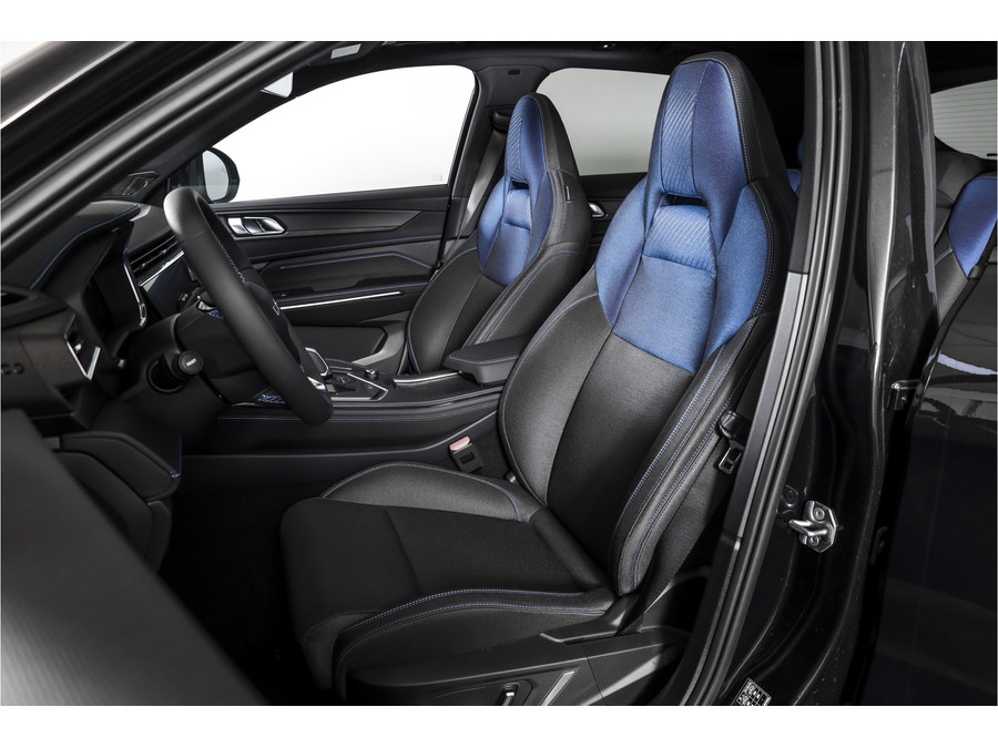 Lynk & Co 01 1.5 PHEV 261PK MY23
