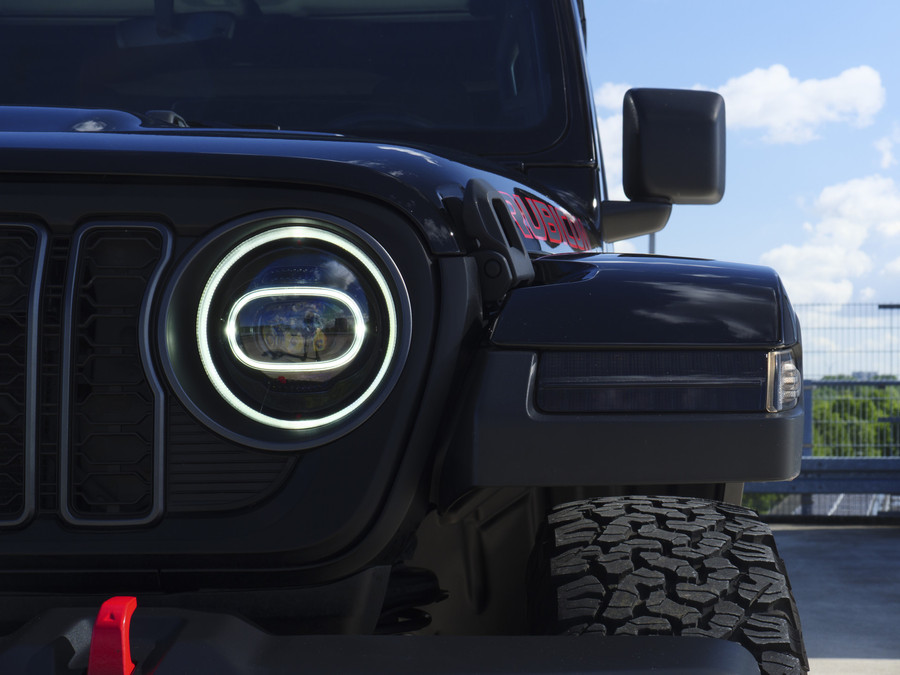 Jeep Wrangler Unlimited 2.0T | Rubicon | Adventure Proof | Freedom Machine