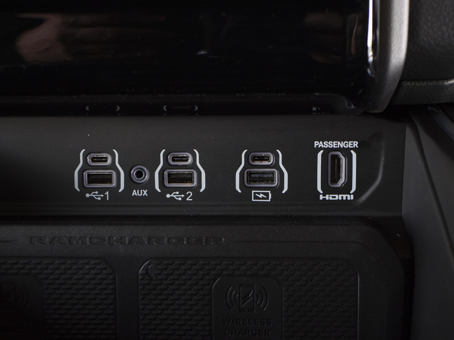 Dodge Ram 1500 | Laramie |Premium Night | 3.0L I6 Hurricane | 4X4