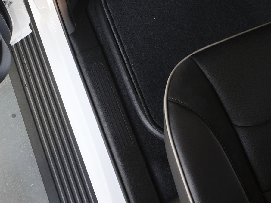 Dodge Ram 1500 | Laramie |Premium Night | 3.0L I6 Hurricane | 4X4