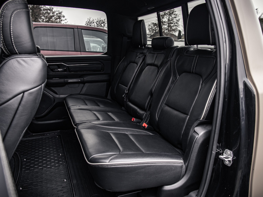 Dodge Ram Limited | Desert Storm Edition 1ste eigenaar | Dealer onderhouden | Prins LPG | Bullbar