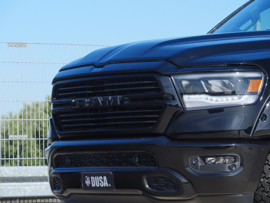 Dodge RAM 1500 | Laramie Sport | 5.7 V8 | HEMI | 4x4 | Crew Cab