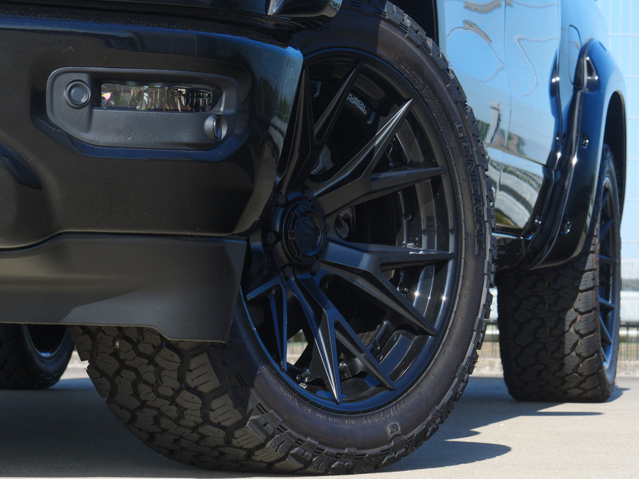 Dodge RAM 1500 | Laramie Sport | 5.7 V8 | HEMI | 4x4 | Crew Cab