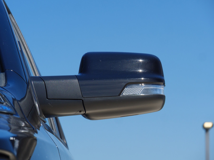 Dodge RAM 1500 | Laramie Sport | 5.7 V8 | HEMI | 4x4 | Crew Cab