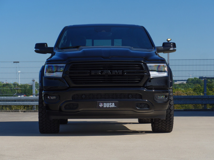 Dodge RAM 1500 | Laramie Sport | 5.7 V8 | HEMI | 4x4 | Crew Cab