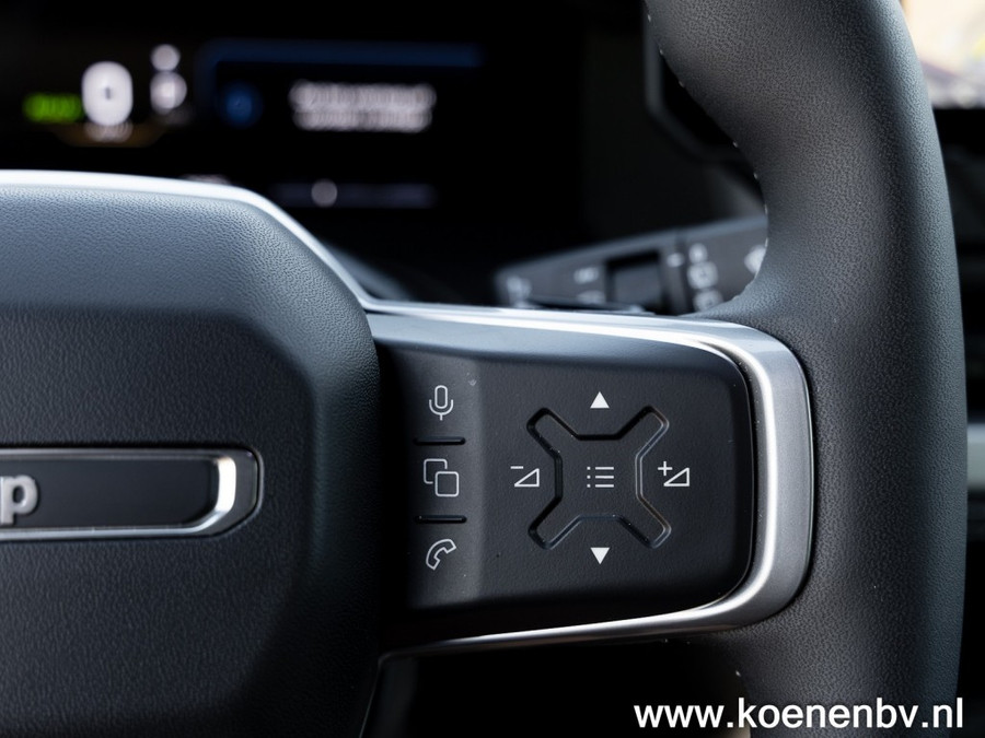 Jeep Compass First Edition 74 KWH PREMIUM & CONVENIENCE PACK / PANODAK