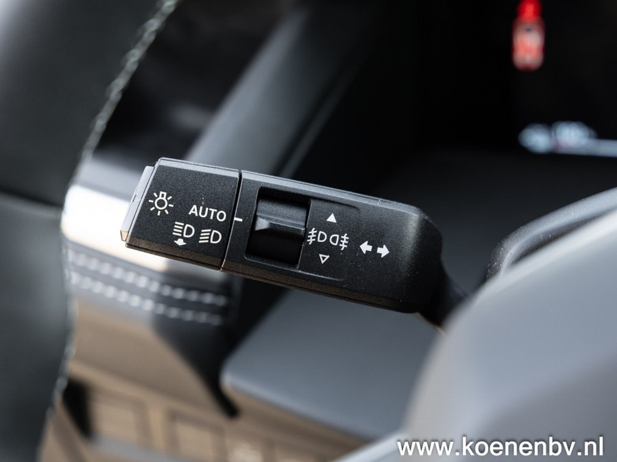 Jeep Compass First Edition 74 KWH PREMIUM & CONVENIENCE PACK / PANODAK