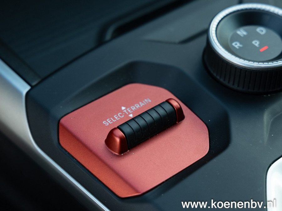 Jeep Compass First Edition 74 KWH PREMIUM & CONVENIENCE PACK / PANODAK
