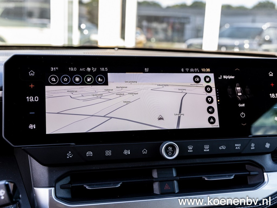 Jeep Compass First Edition 74 KWH PREMIUM & CONVENIENCE PACK / PANODAK